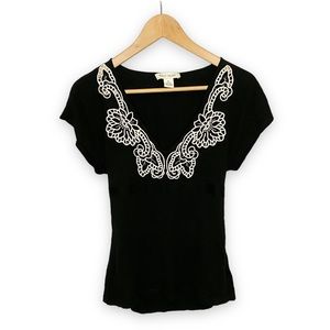 White House Black Market Embroidered Deep V-neck Top Tie Back Black Size XS
